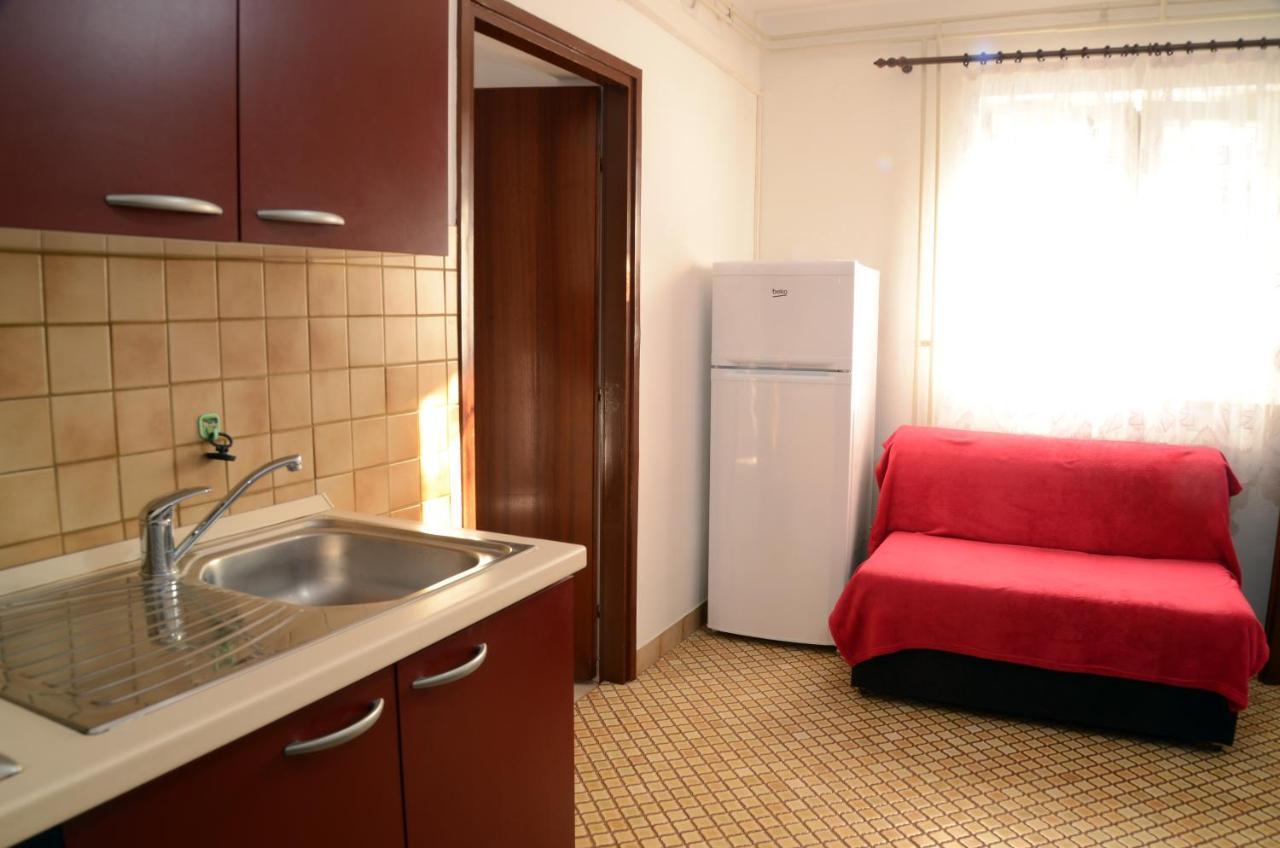 Dvosoban Apartman U Centru Grada Biograd Na Moru Exterior photo